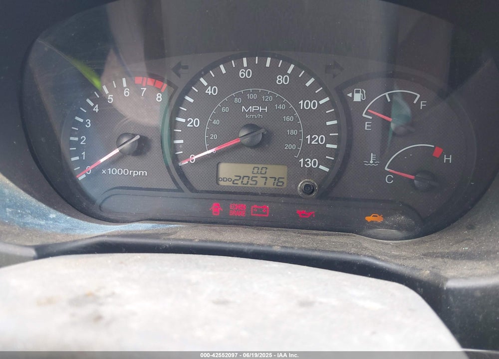 2005 HYUNDAI ACCENT GLS/GT VIN: KMHCG35C35U366124