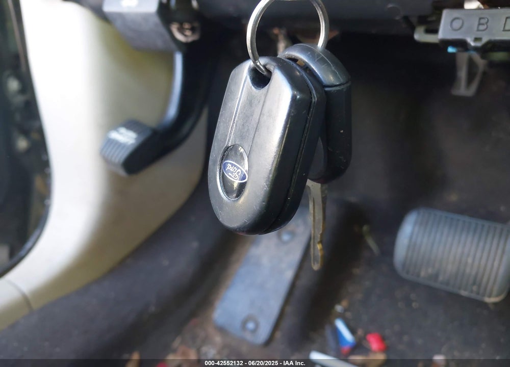2008 FORD TAURUS VIN: 1FAHP24W08G114579