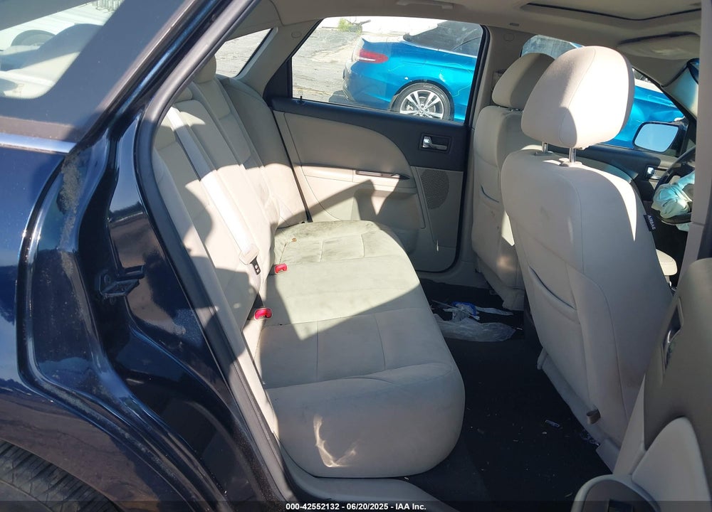 2008 FORD TAURUS VIN: 1FAHP24W08G114579