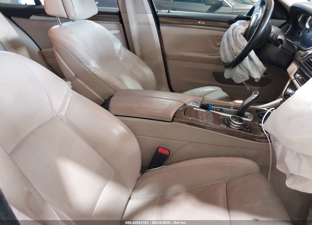 2014 BMW 5 SERIES VIN: WBA5B1C58ED477902