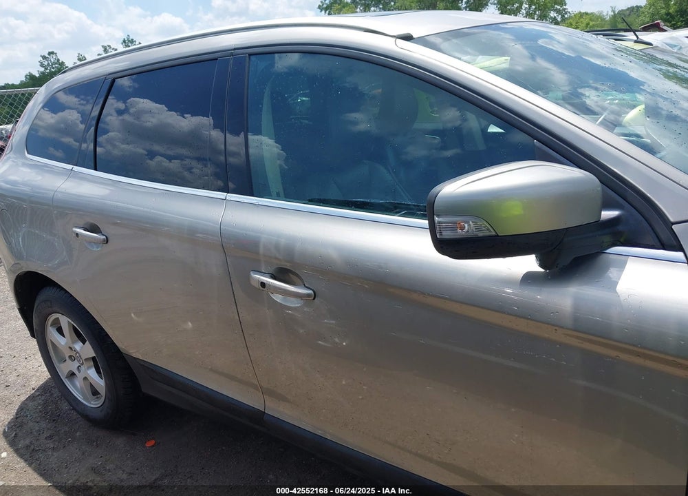 2012 VOLVO XC60 VIN: YV4952DZ8C2259936