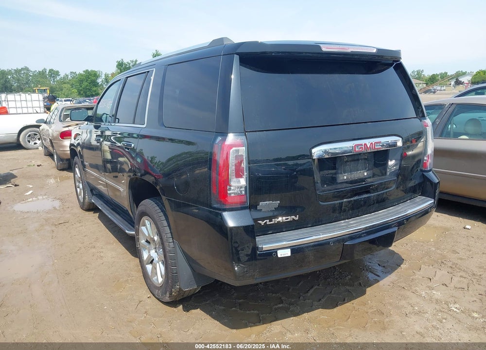 2016 GMC YUKON DENALI VIN: 1GKS2CKJ0GR333951