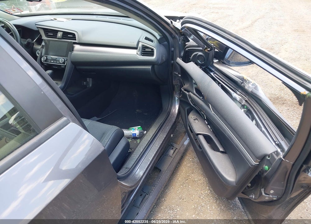 2018 HONDA CIVIC VIN: JHMFC1F73JX036333