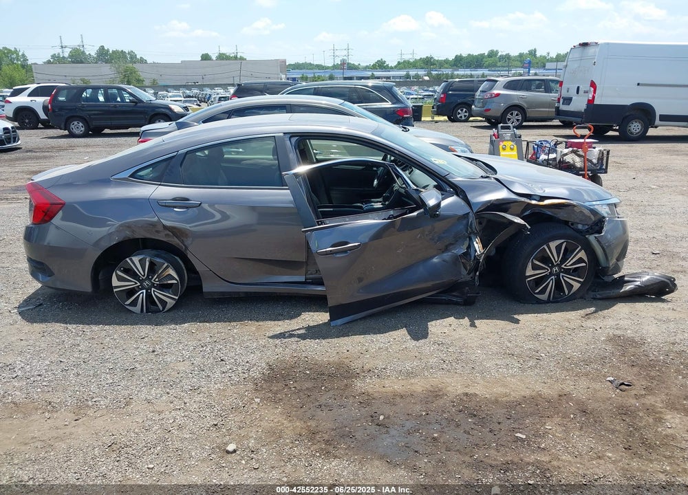 2018 HONDA CIVIC VIN: JHMFC1F73JX036333