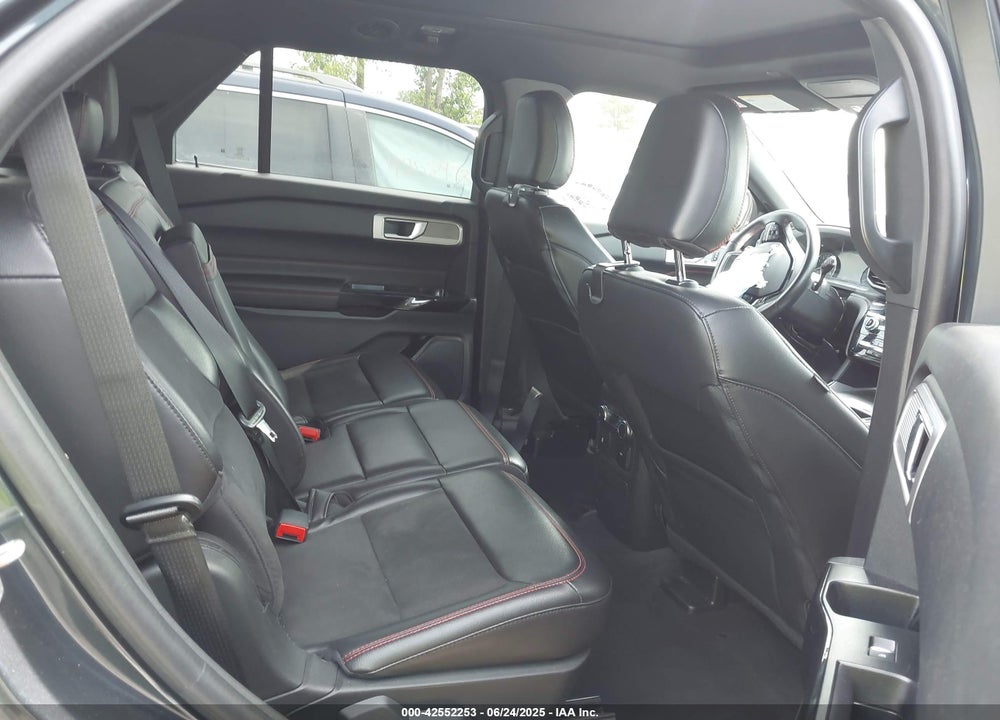 2022 FORD EXPLORER VIN: 1FMSK8KH0NGA98235
