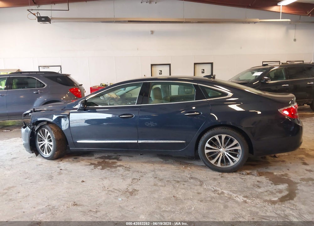2017 BUICK LACROSSE VIN: 1G4ZP5SS3HU190570