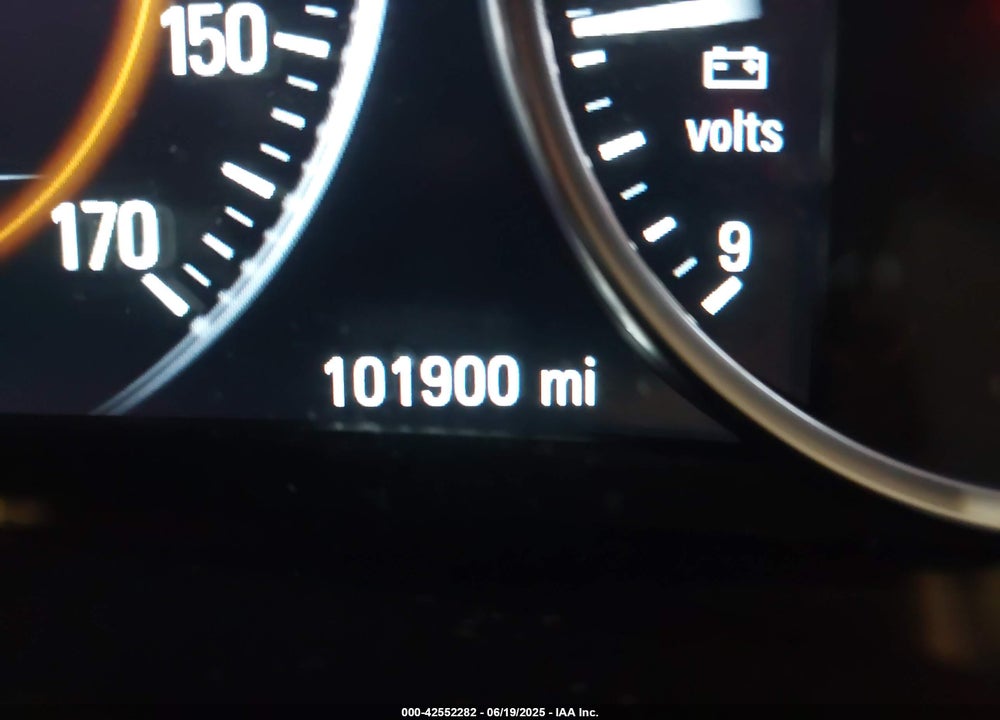 2017 BUICK LACROSSE VIN: 1G4ZP5SS3HU190570