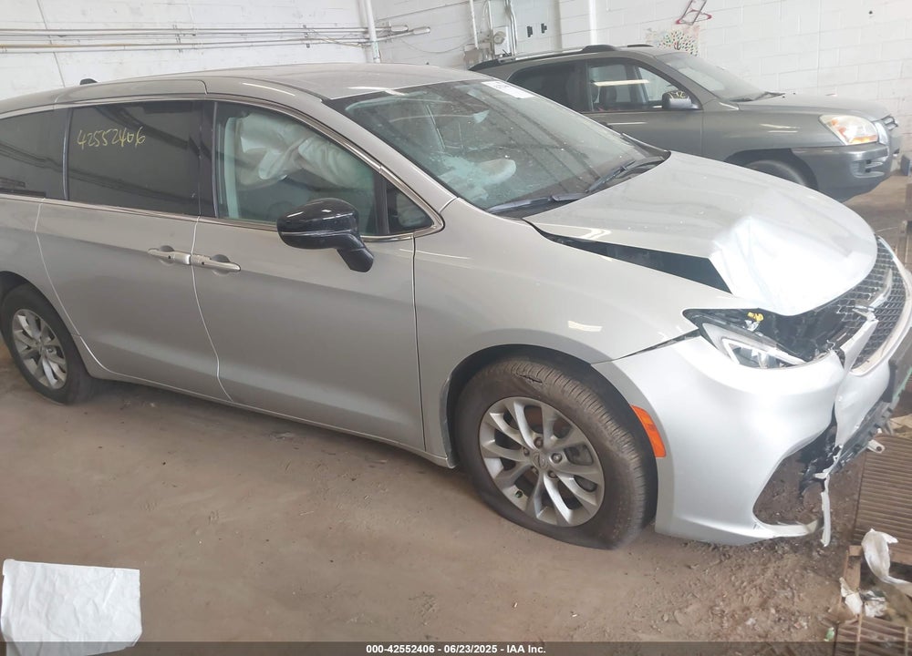 2024 CHRYSLER PACIFICA TOURING L AWD VIN: 2C4RC3BG1RR186015