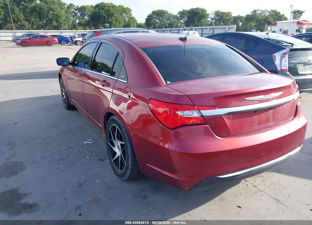 2013 CHRYSLER 200 VIN: 1C3CCBABXDN561187