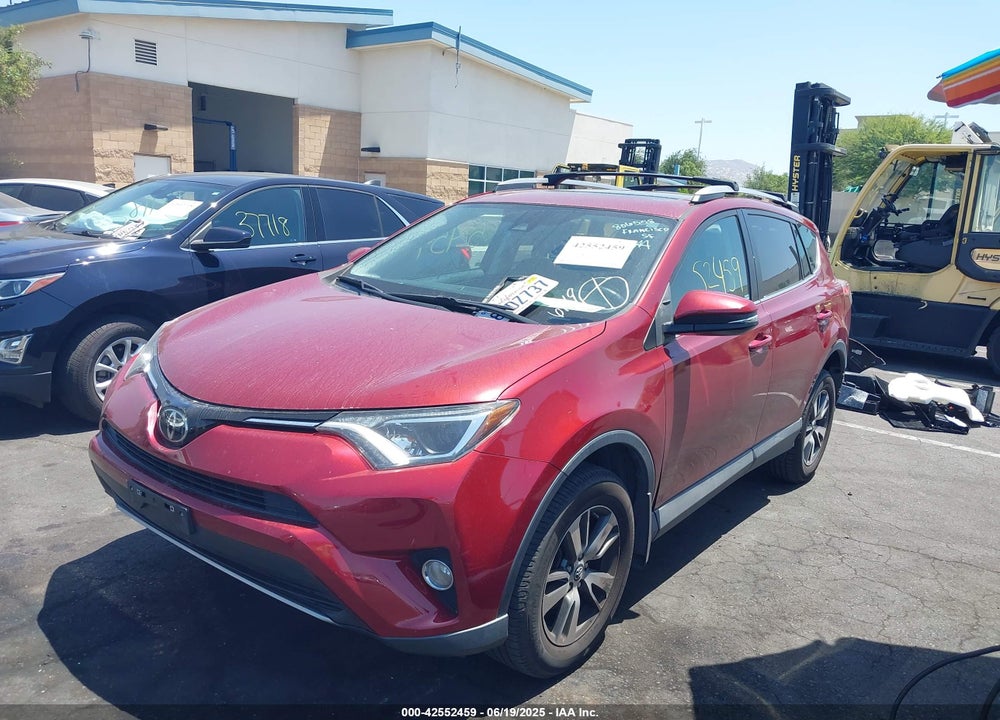 2018 TOYOTA RAV4 XLE VIN: 2T3WFREV4JW505053