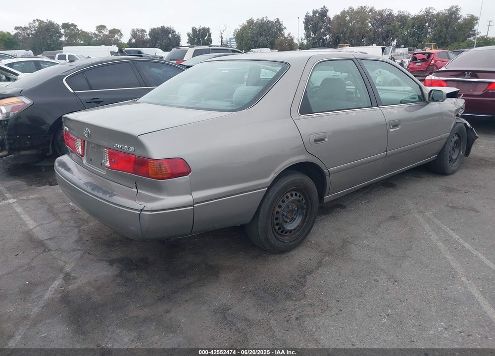 2001 TOYOTA CAMRY LE VIN: 4T1BG22K51U042197