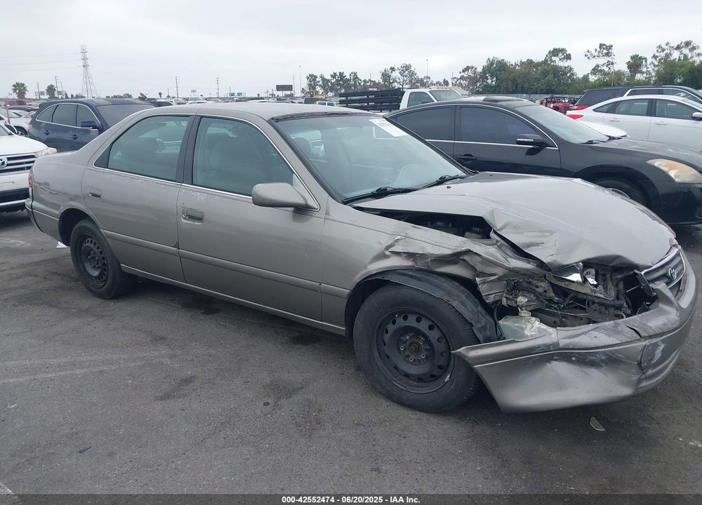 2001 TOYOTA CAMRY LE VIN: 4T1BG22K51U042197