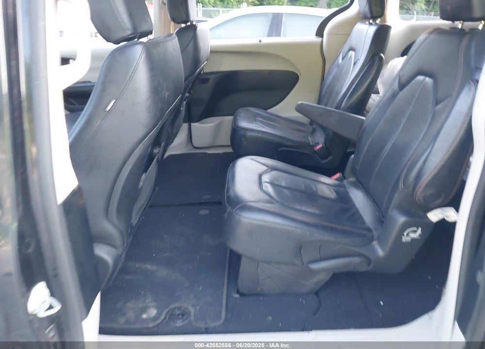 2019 CHRYSLER PACIFICA VIN: 2C4RC1BG4KR583065