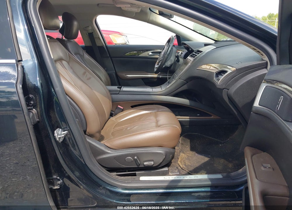 2014 LINCOLN MKZ VIN: 3LN6L2GK4ER807516