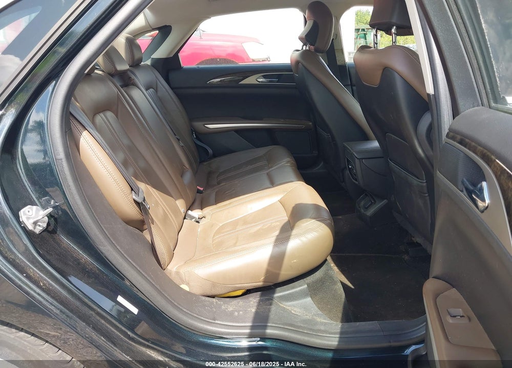 2014 LINCOLN MKZ VIN: 3LN6L2GK4ER807516
