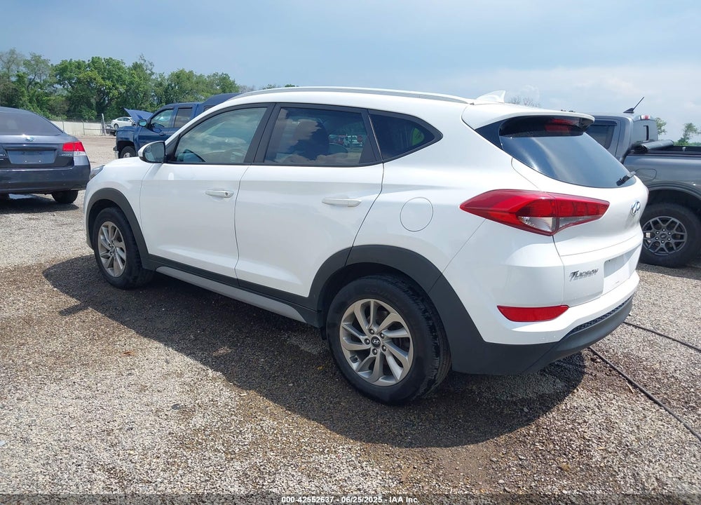 2018 HYUNDAI TUCSON VIN: KM8J33A48JU722983