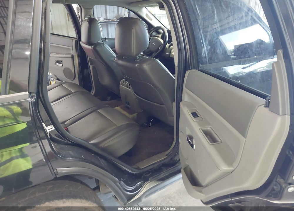 2010 JEEP GRAND CHEROKEE VIN: 1J4PS4GK3AC144000
