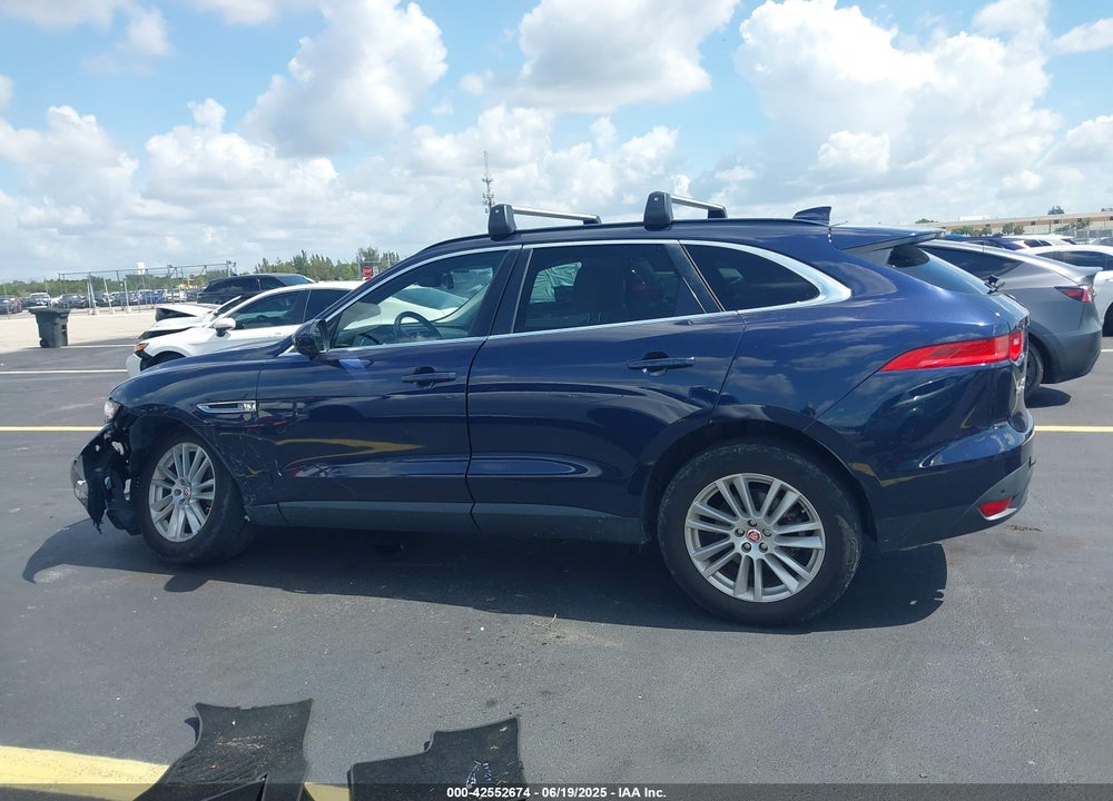 2017 JAGUAR F-PACE VIN: SADCK2BV8HA496834