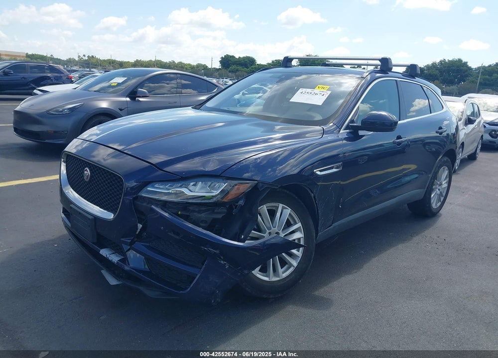 2017 JAGUAR F-PACE VIN: SADCK2BV8HA496834
