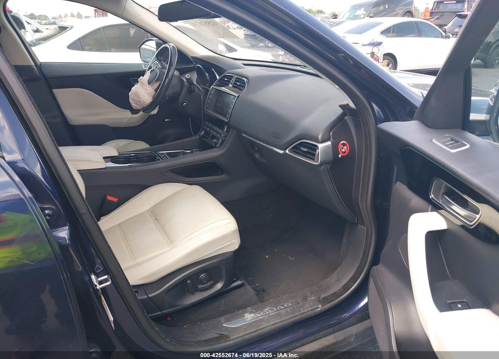 2017 JAGUAR F-PACE VIN: SADCK2BV8HA496834