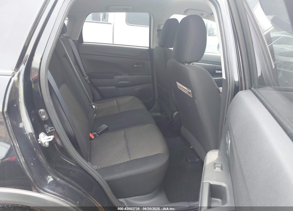 2016 MITSUBISHI OUTLANDER SPORT VIN: JA4AR3AW0GZ047057