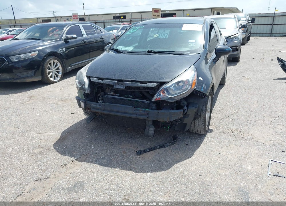 2016 KIA RIO VIN: KNADN4A38G6661279