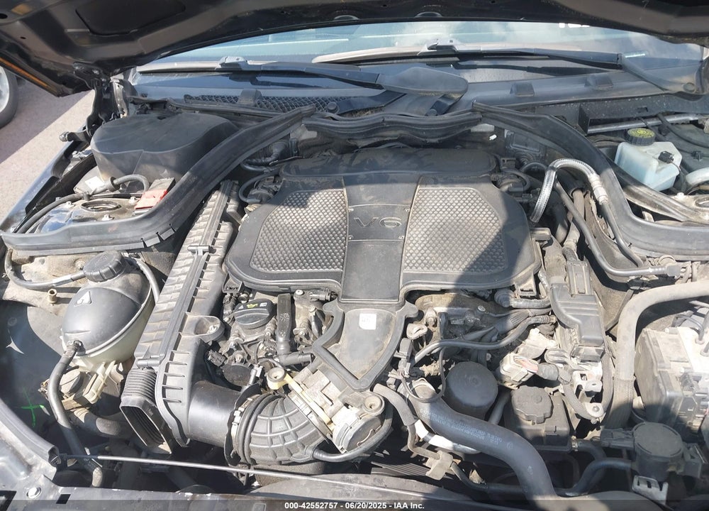 2014 MERCEDES-BENZ C CLASS VIN: WDDGF8AB8EG251039