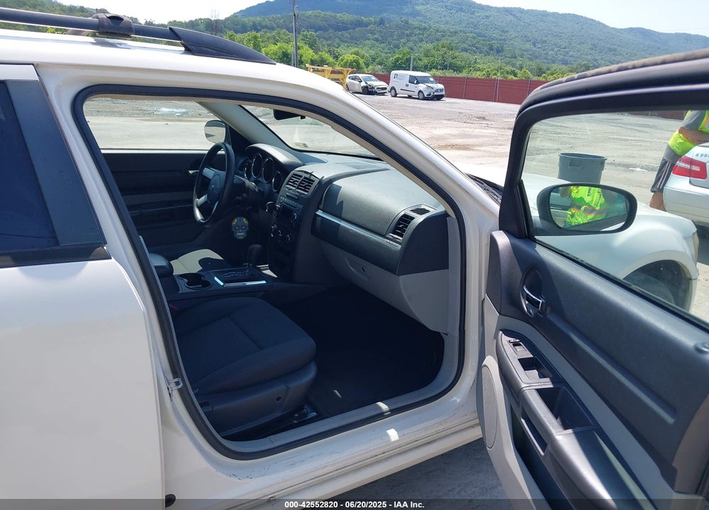 2008 DODGE MAGNUM VIN: 2D4FV47T28H237540