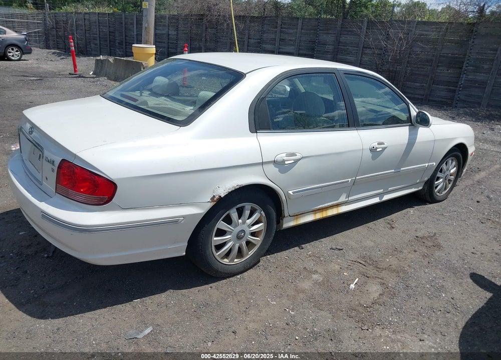 2003 HYUNDAI SONATA GLS/LX VIN: KMHWF35H23A892397