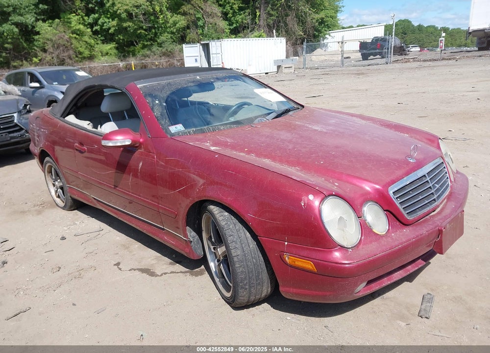 2000 MERCEDES-BENZ CLK 430 VIN: WDBLK70G0YT036504
