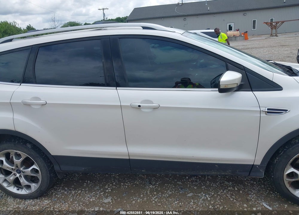 2016 FORD ESCAPE VIN: 1FMCU9J90GUC76504