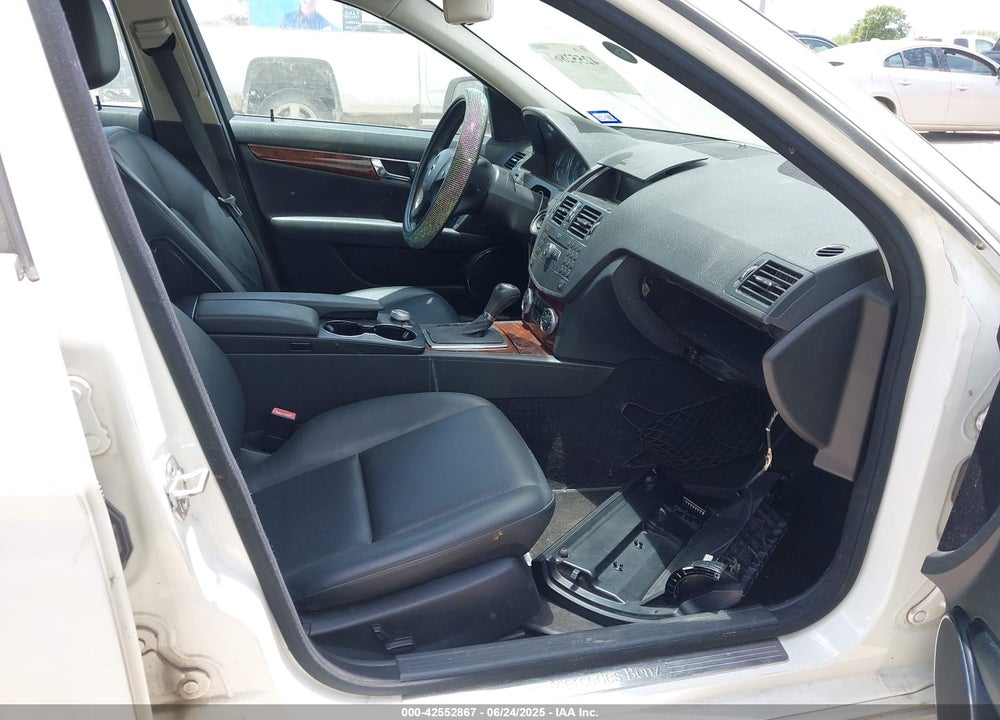 2009 MERCEDES-BENZ C CLASS VIN: WDDGF81X89F265255