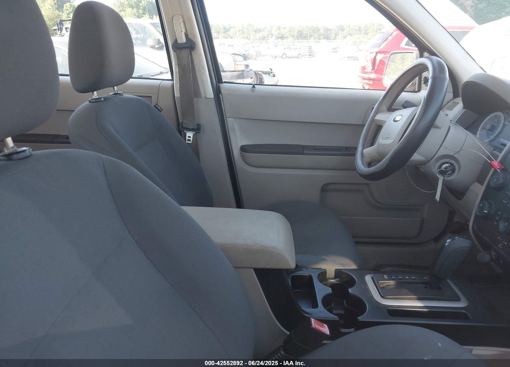 2008 FORD ESCAPE VIN: 1FMCU02Z88KC70862