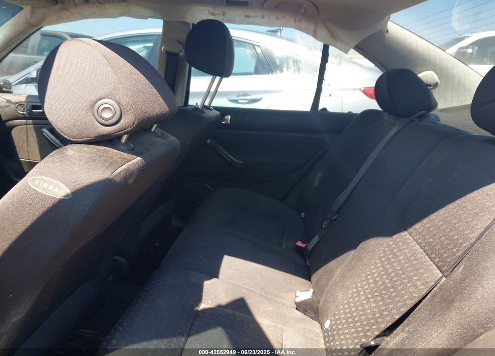 2004 VOLKSWAGEN JETTA GL VIN: 3VWRK69M84M019289