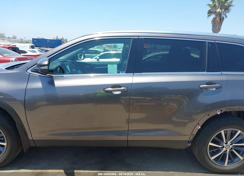 2019 TOYOTA HIGHLANDER VIN: 5TDJZRFHXKS712771