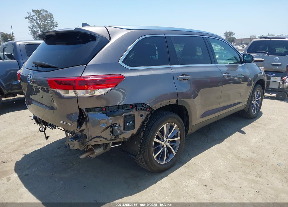 2019 TOYOTA HIGHLANDER VIN: 5TDJZRFHXKS712771