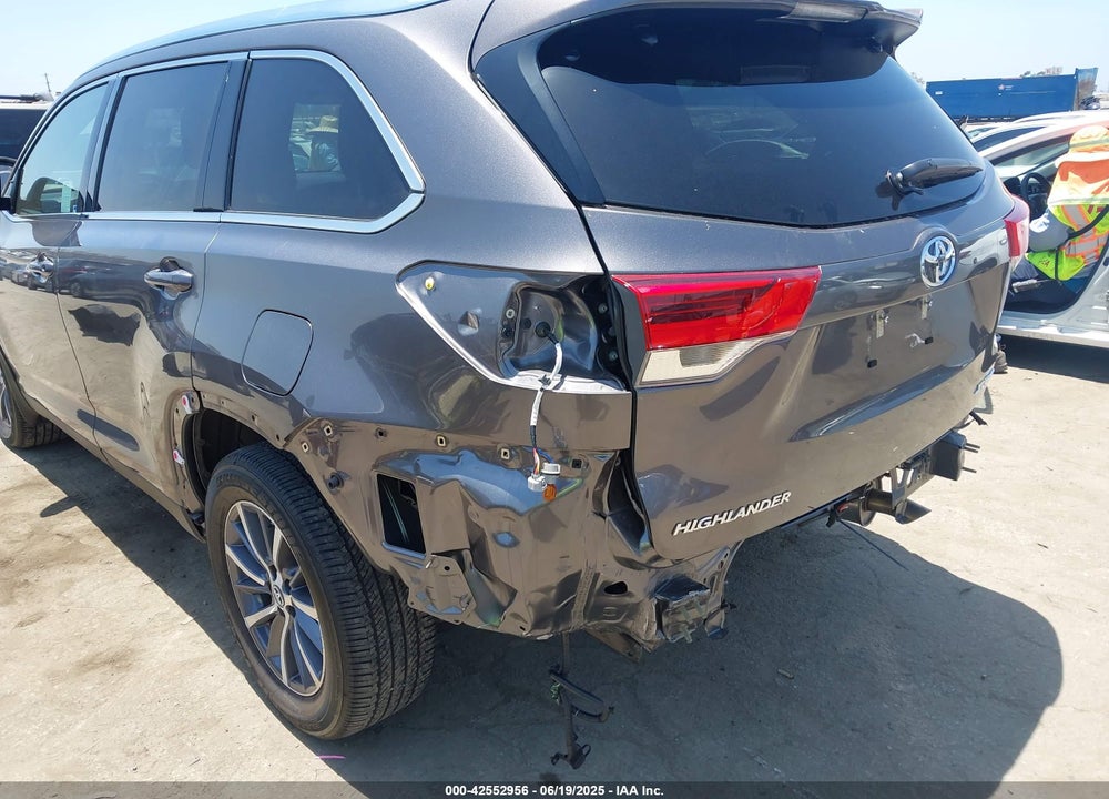 2019 TOYOTA HIGHLANDER VIN: 5TDJZRFHXKS712771