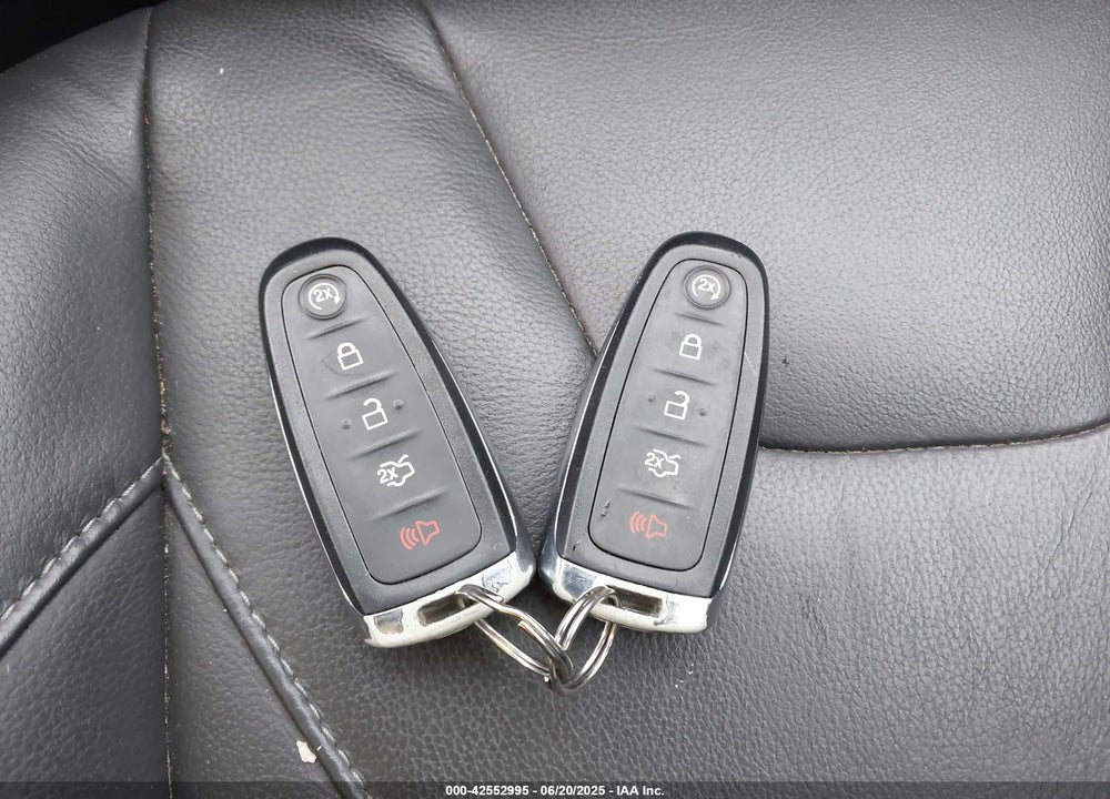 2015 FORD FOCUS VIN: 1FADP3N28FL262273