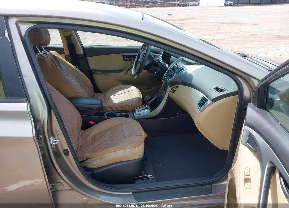 2013 HYUNDAI ELANTRA VIN: 5NPDH4AE1DH287112