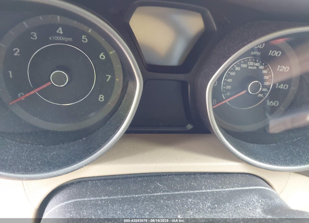 2013 HYUNDAI ELANTRA VIN: 5NPDH4AE1DH287112