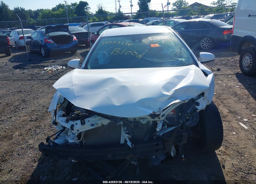 2017 TOYOTA COROLLA VIN: 2T1BURHE5HC769757