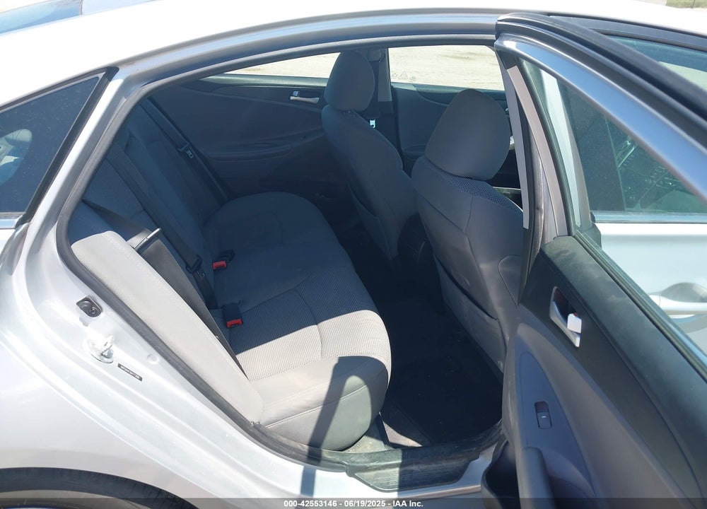2013 HYUNDAI SONATA GLS VIN: 5NPEB4AC5DH773006