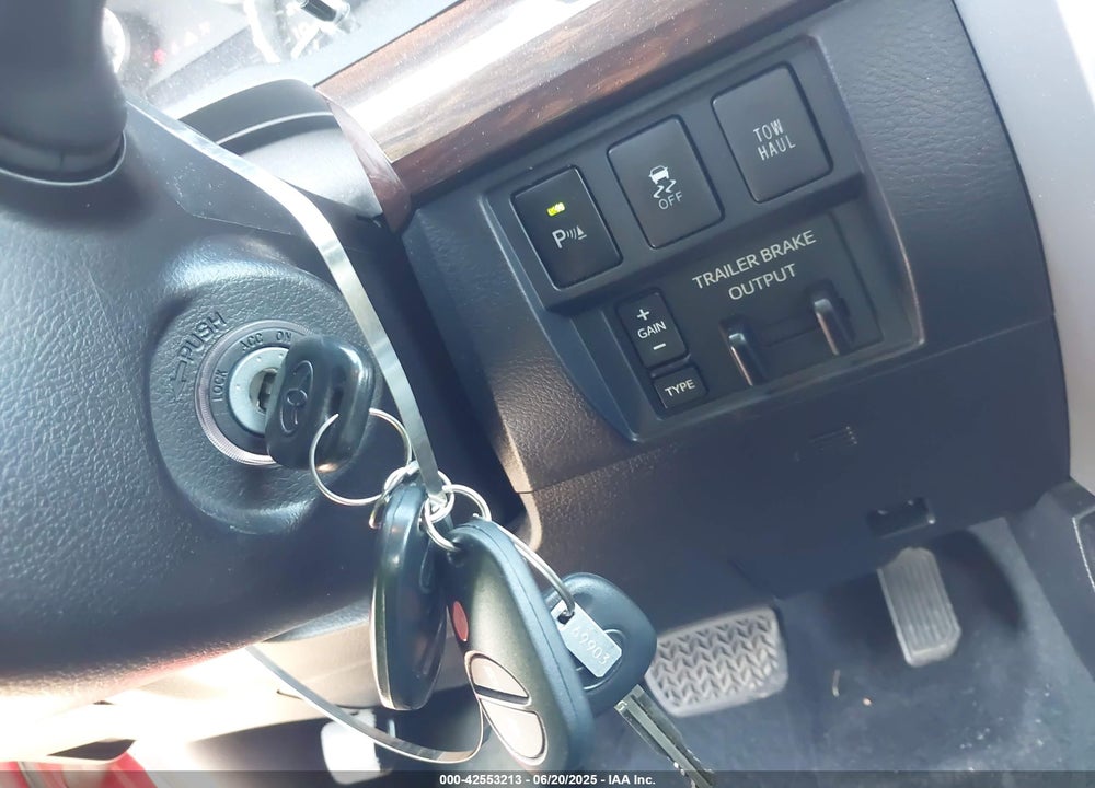 2017 TOYOTA TUNDRA VIN: 5TFHW5F15HX632817