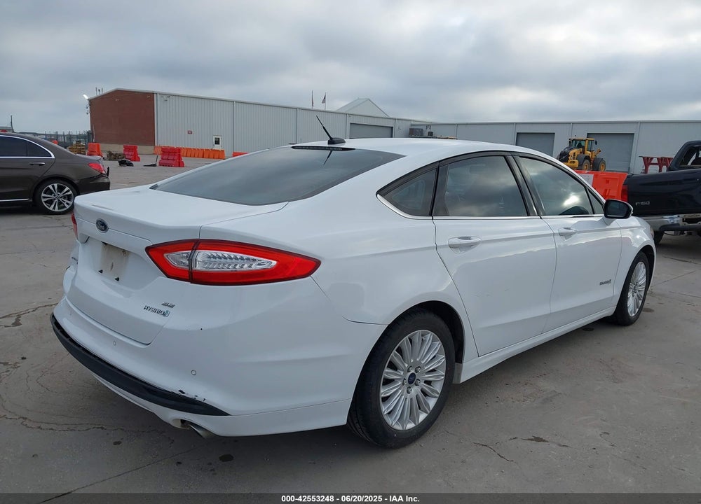 2016 FORD FUSION HYBRID SE VIN: 3FA6P0LUXGR340437