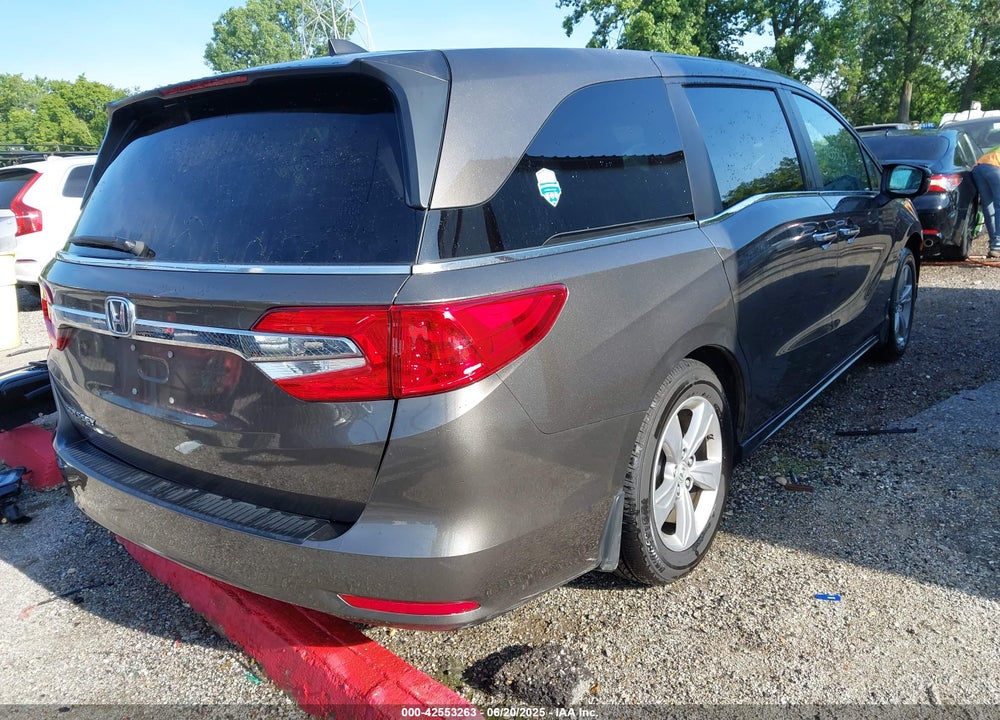 2018 HONDA ODYSSEY VIN: 5FNRL6H78JB069928