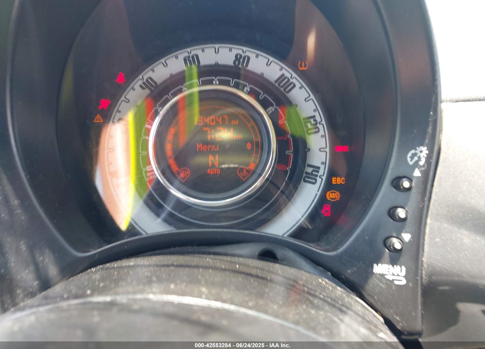 2013 FIAT 500 VIN: 3C3CFFAR8DT546439
