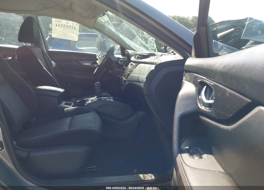 2017 NISSAN ROGUE VIN: JN8AT2MV8HW262505