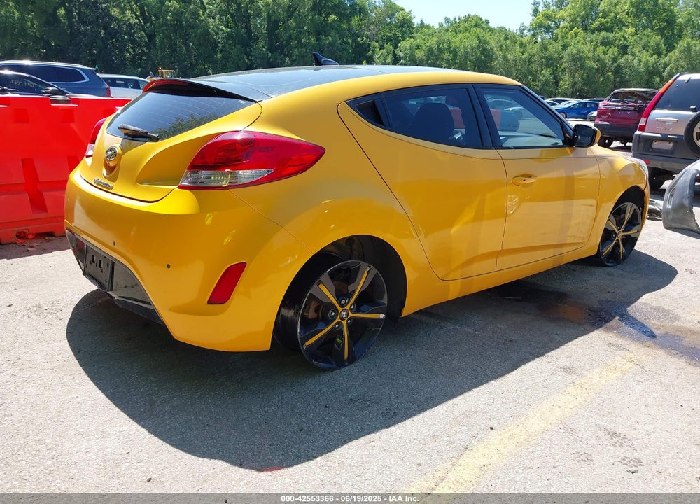 2016 HYUNDAI VELOSTER VIN: KMHTC6AD1GU285699