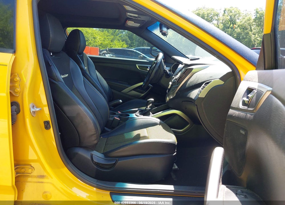 2016 HYUNDAI VELOSTER VIN: KMHTC6AD1GU285699