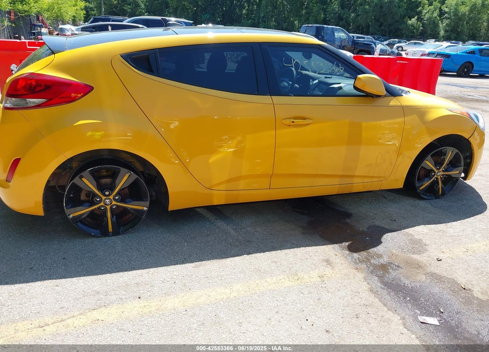 2016 HYUNDAI VELOSTER VIN: KMHTC6AD1GU285699